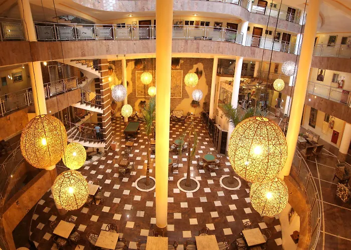 Esmeralda Praia Hotel